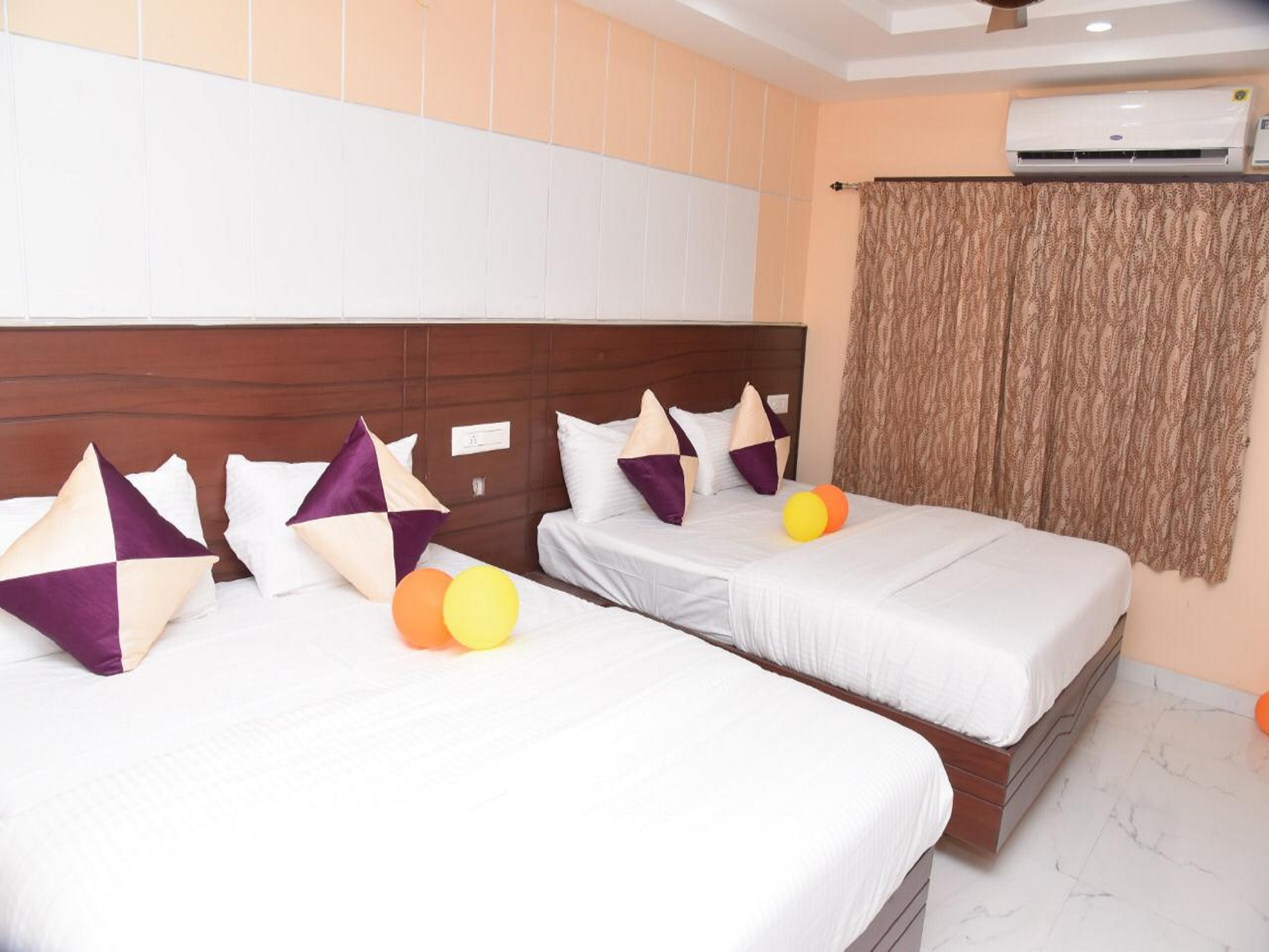 Hotels in Palayamkottai